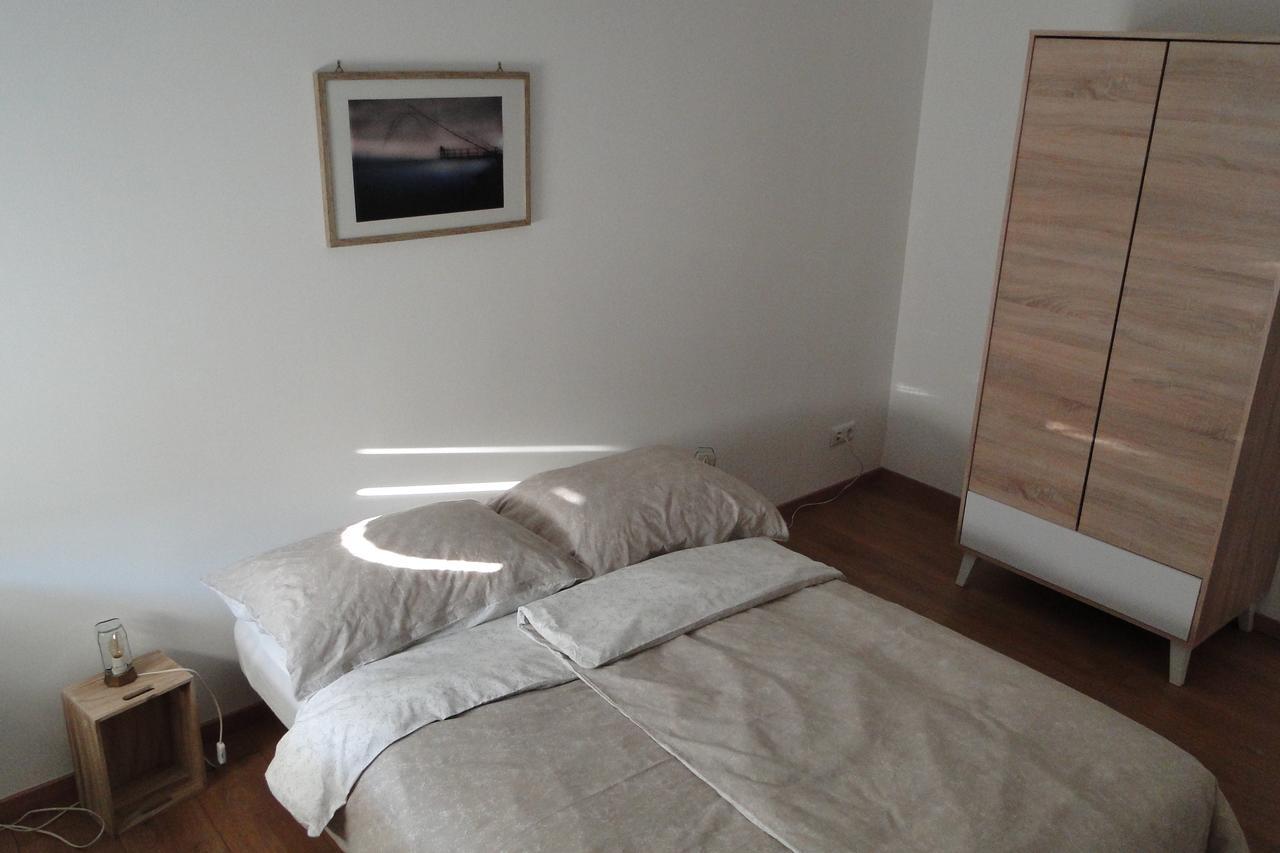 Apartment Galerija 투즐라 외부 사진
